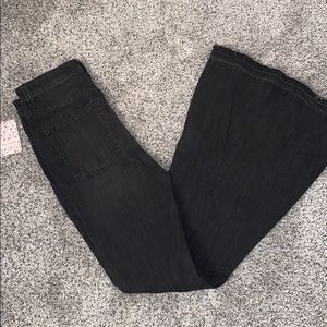 Free people size 29 Bellbottom jeans